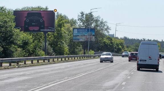Билборд B в Киеве, Щит 3x6  Столичне шосе, зі сторони Авторинку фото 1