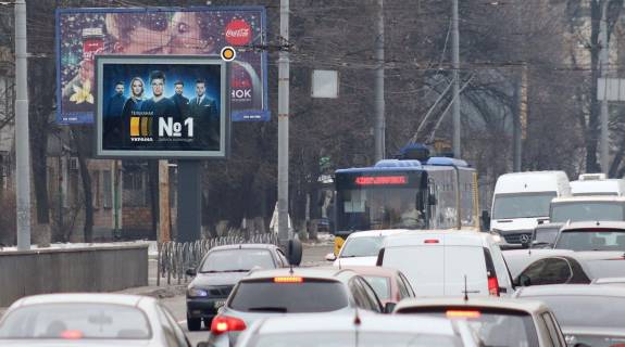 Бэклайт B в Киеве, Беклайт 2.3х3.14  Олександра Довженка вул. 14 фото 1
