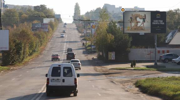 Билборд A в Черновцах, Щит 3x6  Південно-Кільцева вул., 11-А, до вул Головної фото 1