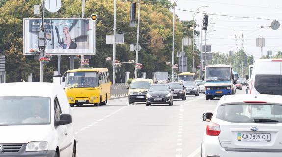 Призма B в Киеве, Призматрон 3х6  Глушкова Академіка вул./ Васильківська вул., м.Виставковий Центр - 173675 фото 1