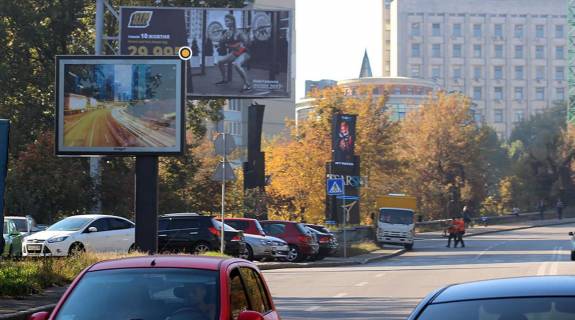 Билборд B в Киеве, борд  Старонаводницька вул. 6 фото 1