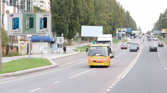 Билборд B в Ровно, Щит 3x6  Шухевича вул / Мельника вул, з центру фото 1