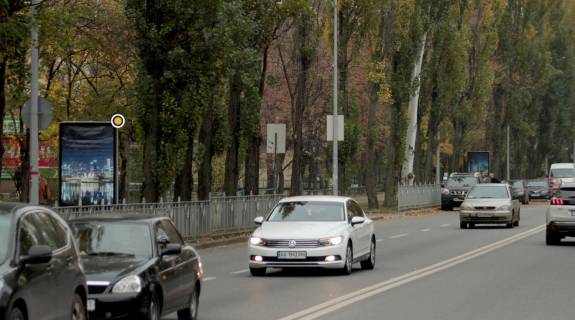Ситилайт B в Киеве, Сітілайт 1.2х1.8  Русанівська набережна, 22 фото 1