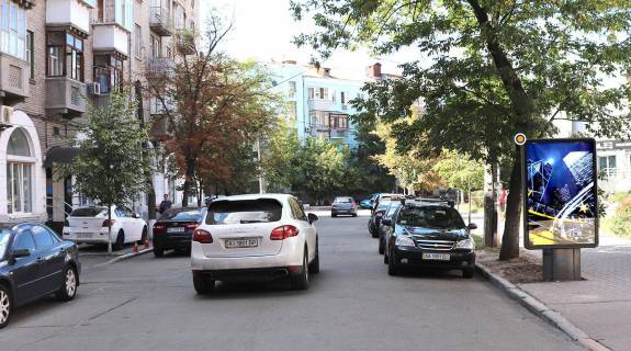 Ситилайт A в Киеве, Сітілайт 1.2х1.8  Волоська вул. 62 фото 1