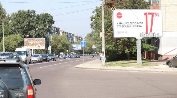 Билборд A в Львове Пасeчная ул. / Медовой Печеры ул., в центр фото 1