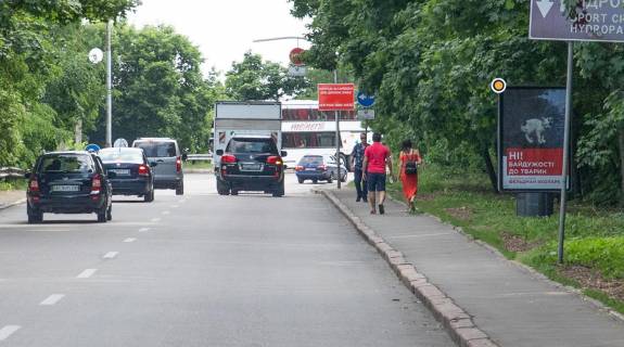 Ситилайт A в Киеве, Сітілайт 1.2х1.8  Дніпровський узвіз 25 фото 1