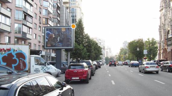 Бэклайт A в Киеве, 2.3х3.14  Велика Васильківська вул. (Червоноармійська). 102 фото 1