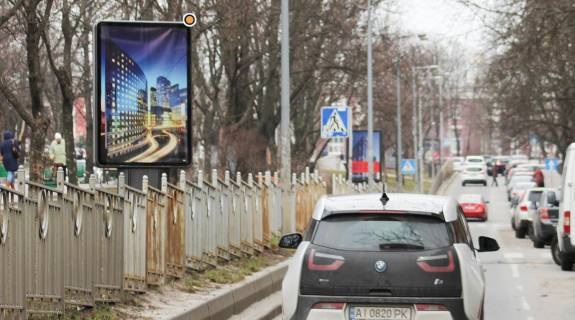Ситилайт A в Киеве, Сітілайт 1.2х1.8  Марії Приймаченко вул., 6 фото 1