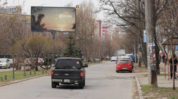 Билборд B в Киеве, Щит 3x6  Здановської Юлії (Ломоносова) вул., від вул.Васильківської фото 1