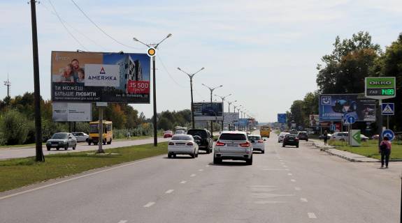 Билборд A в Львове, 3x6  вул. Стрийская, 347 («Радар-Сервіс», «ПРАКТІКЕР»,"KING CROSS LEOPOLIS"), виїзд з міста фото 1