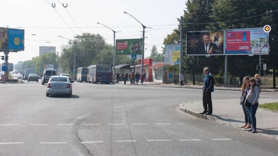 Билборд A в Львове, в  Стрийська вул / Наукова вул, права, з центру фото 1