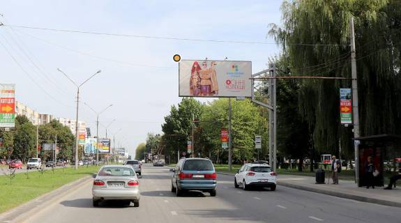 Билборд A в Львове, 3x6  Наукова вул, 7а, до Стрийської вул фото 1