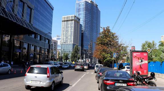 Ситилайт A в Киеве, Сітілайт 1.2х1.8  Мечникова вул. Конференц центр БЦ Парус фото 1