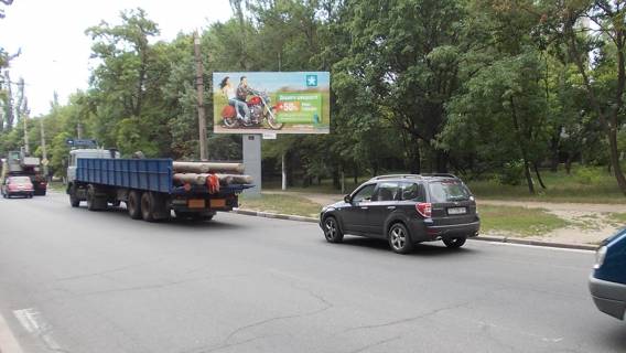 Билборд A в Херсоне, Щит 3x6  Залаегерсег вул / Перекопська вул фото 1