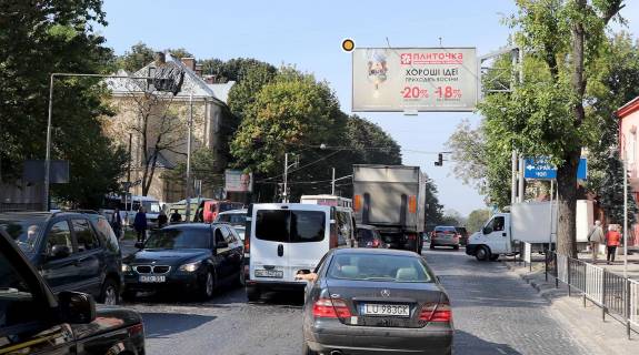 Billboard A in Lviv, Щит 3x6  Licakivs'ka st. / Pasicna st., v centr Photo 1