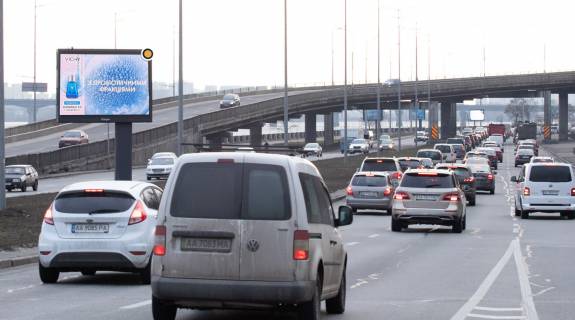 Видеоборд A в Киеве, Цифра 2.3х3.14  Набережне шосе, ст.м. Дніпро, в напрямку до Миколи Міхновського бульвар (Дружби Народів бульвар) - 303504 фото 1