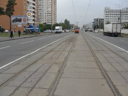 Билборд B в Киеве, Щит 3x6  Бориспільска вул., 26к фото 1