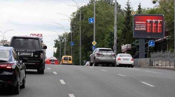 Видеоборд A в Киеве, Цифра 2.3х3.14  Лесі Українки бул., навпроти буд.№27/2, до ст.м. Печерська - 332566 фото 1
