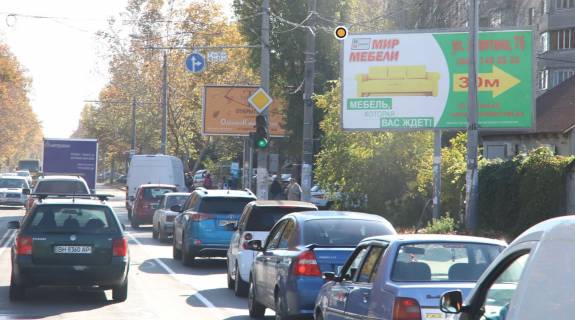Билборд A в Одессе, Щит 3x6  Корольова Ак. вул / Левітана вул фото 1