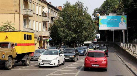 Билборд A в Львове, Щит 3x6  Сахарова вул, 48, щит № 1, в центр фото 1