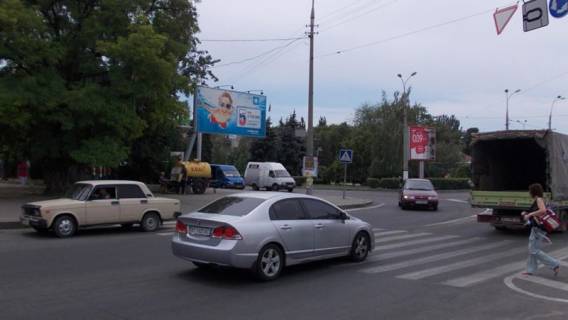 Билборд A в Херсоне, Щит 3x6  Привокзальна пл. фото 1