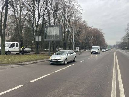 Беклайт B у Львові, Беклайт 2.3х3.14  Липинського вул., 54, в центр Фото 1