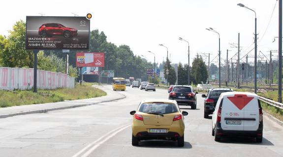 Billboard B in Kyiv, Щит 3x6  Povitranih Sil av. (Povitroflots'kij av.), 100 Photo 1