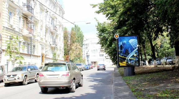 Ситилайт A в Киеве, Сітілайт 1.2х1.8  Круглоуніверситетська вул. 22 фото 1