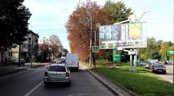 Білборд, Бігборд (Борд)  A у Львові, Щит 3x6  Городоцька вул, 217, з центру Фото 1