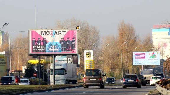 Призма A в Киеве, Призматрон 3х6  Богатирська вул., роздільник, в напрямку до вул. Лугової - 235585 фото 1