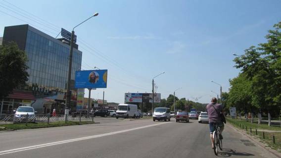 Билборд B в Борисполе Киевский путь ул., 10, при выезде из г. Борисполь в районе городского рынка фото 1
