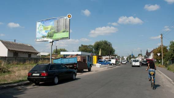 Билборд B в Ковеле, Щит 3x6  Фестивальна вул / Хмельницького Б. вул., в центр фото 1