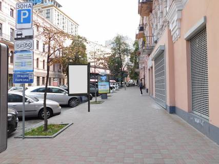 Ситилайт A в Киеве, Сітілайт 1.2х1.8  Городецького Архітектора вул. 6 фото 1