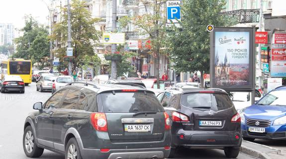 Билборд A в Киеве, борд  Велика Васильківська вул. (Червоноармійська)., 26, ст.м. Площа Українських Героїв (Льва Толстого) фото 1