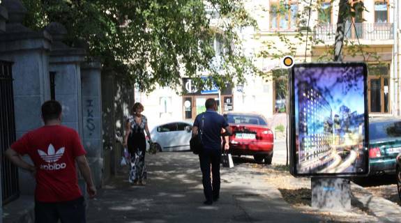 Ситилайт A в Киеве, Сітілайт 1.2х1.8  Богомольця Академіка вул. Парк ім. Богомольця фото 1