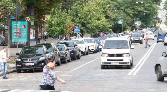 Ситилайт B в Киеве, Сітілайт 1.2х1.8  Богдана Хмельницького вул. 33 фото 1