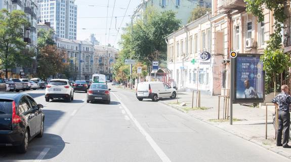 Ситилайт A в Киеве, Сітілайт 1.2х1.8  Саксаганського вул. 44 фото 1