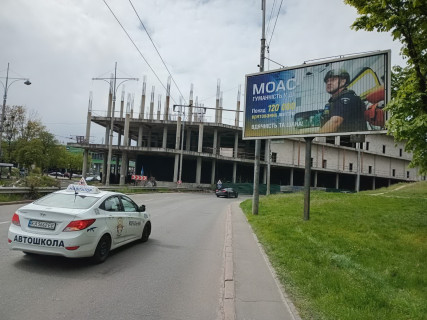 Призма A в Киеве, Призматрон 3х6  Леся Курбаса просп.,18 - 235563 фото 1