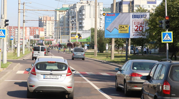 Билборд A в Львове, Щит 3x6  Червоної Калини пр., 95 фото 1