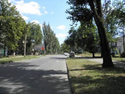 Билборд A в Кривом Роге, 3x6  Героїв АТО вул, будмаркет Будапешт, до вул Васякіна Олександра фото 1