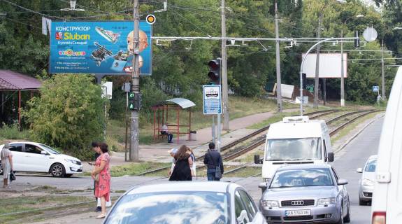 Билборд B в Киеве, Щит 3x6  Василенка Миколи вул., навпроти буд. №7/50 фото 1