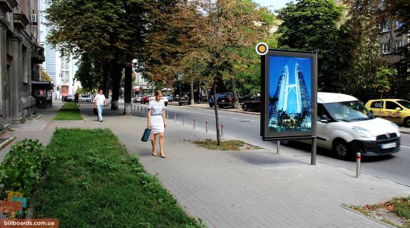Ситилайт B в Киеве, Сітілайт 1.2х1.8  Шовковична вул. 8/20 фото 1