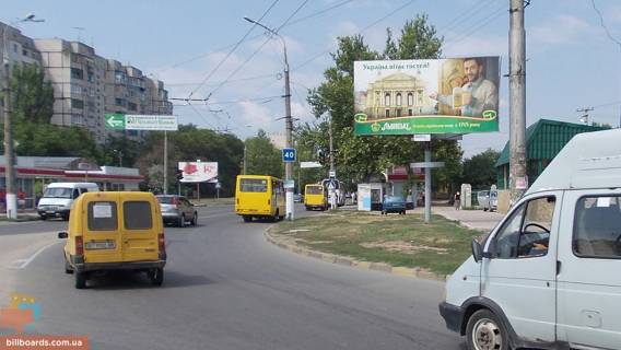 Билборд A в Херсоне, Щит 3x6  В'ячеслава Чорновола шосе ТЦ САЛЮТ в місто фото 1