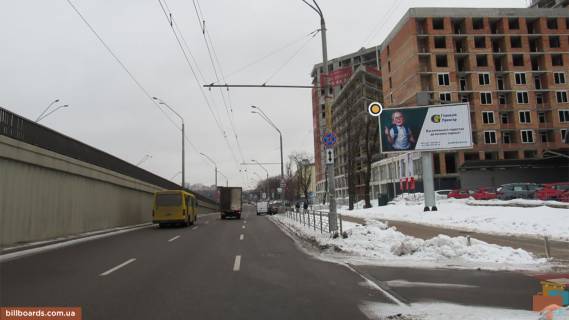 Призма A в Киеве просп. Берестейський (Перемоги)., 67, ст.м. Нивки, напротив салона "Сиат", кроме размещения рекламы авто - 34198 фото 1