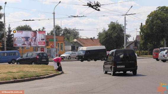 Билборд A в Луцке, Щит 3x6  Львівське шосе / Фабрична (колишня Глинки) вул / Володимирська вул. із центру фото 1