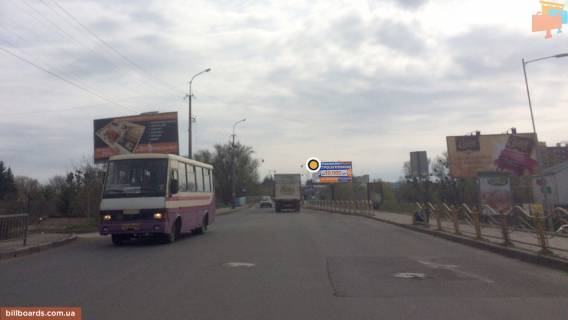 Білборд, Бігборд (Борд)  A у Луцьку, Щит 3x6  Набережна Шевченко, міст через р. Стир Фото 1