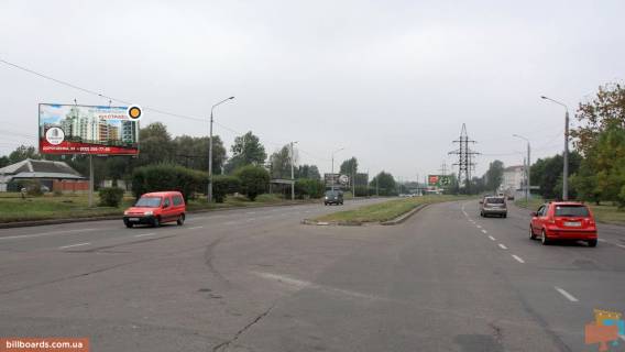 Билборд B в Львове, 3x6  Луганська вул, біля зупинки. до вул Стрийської фото 1