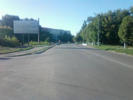 Билборд B в Васильевке, 3х6  Шпола ул.Ленина-ул.Кавказская (рядом оптовые базы, госучреждения, напр. от жд вокзала к центру) фото 1