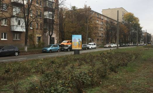 Ситилайт B в Киеве, 1,2х1,8  Народного Ополчення вул., 8 (в напрямку до Севастопольської площі) фото 1