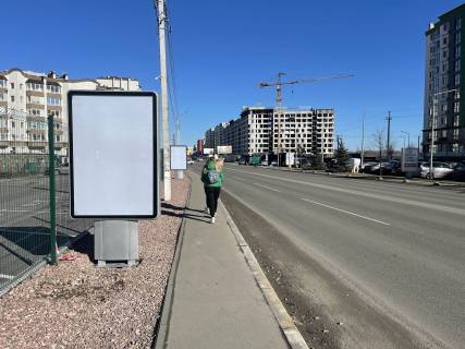 Citylight B in Kryukivshchyna, 1,2х1,8м  st. Balukova , navproti ZK Evromisto , bila Parkovki, bila AMI klinika , pered svitloforom Photo 1